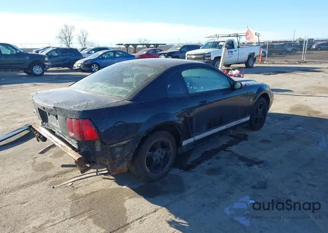 2002 Ford Mustang z USA, uszkodzony, nr VIN 1FAFP40492F200011